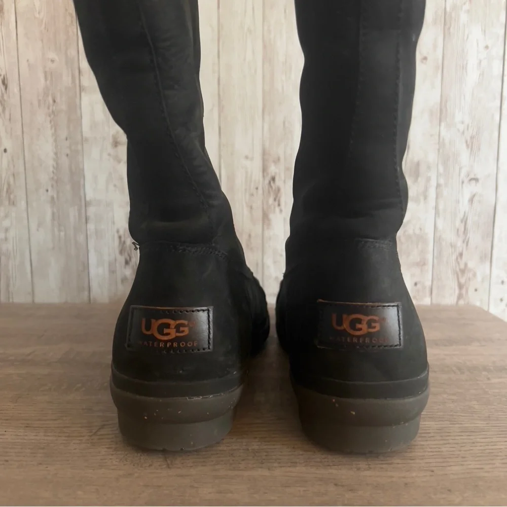 UGG Waterproof Women’s Shearling Lined Boots Size 7